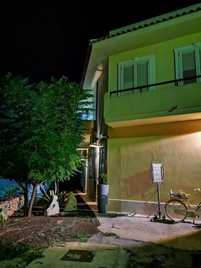 Il Giardino Nascosto Bed and Breakfast Portopalo Di Capo Passero Exteriör bild